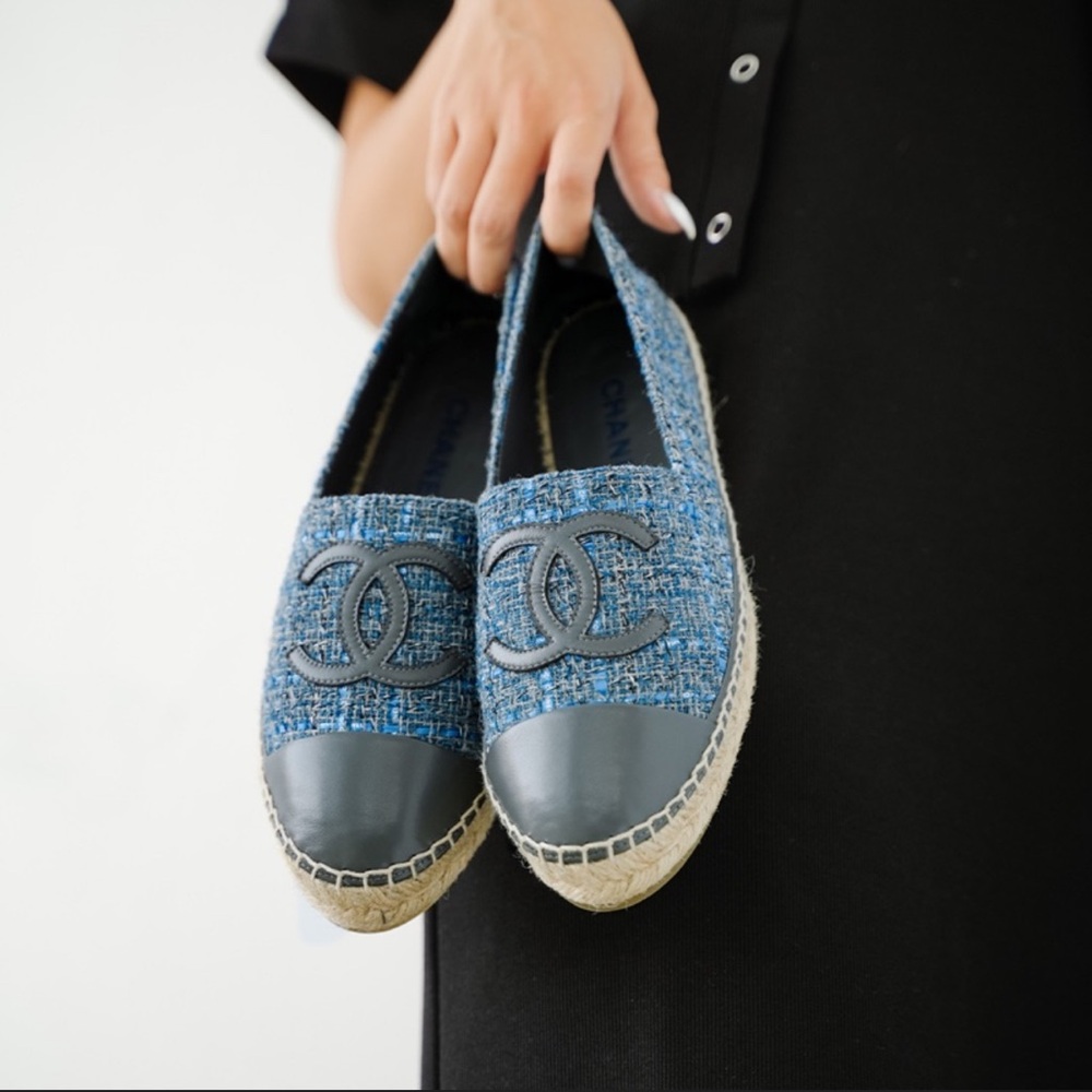 CHANEL Navy Tweed Espadrilles 39